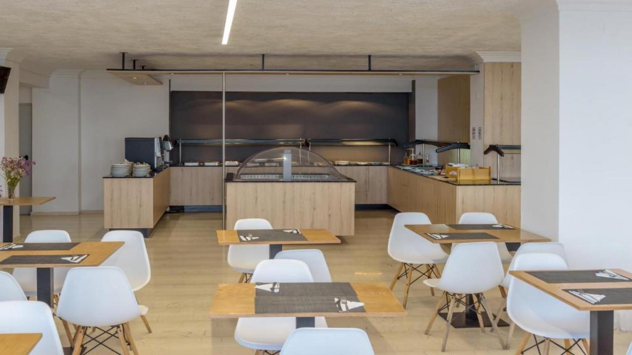 Azure Mare Hotel - снимка 5