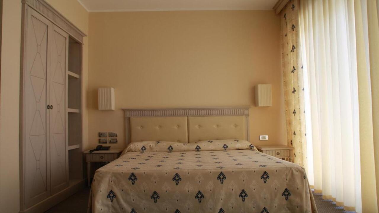 VILLAGGIO ALTALIA #9