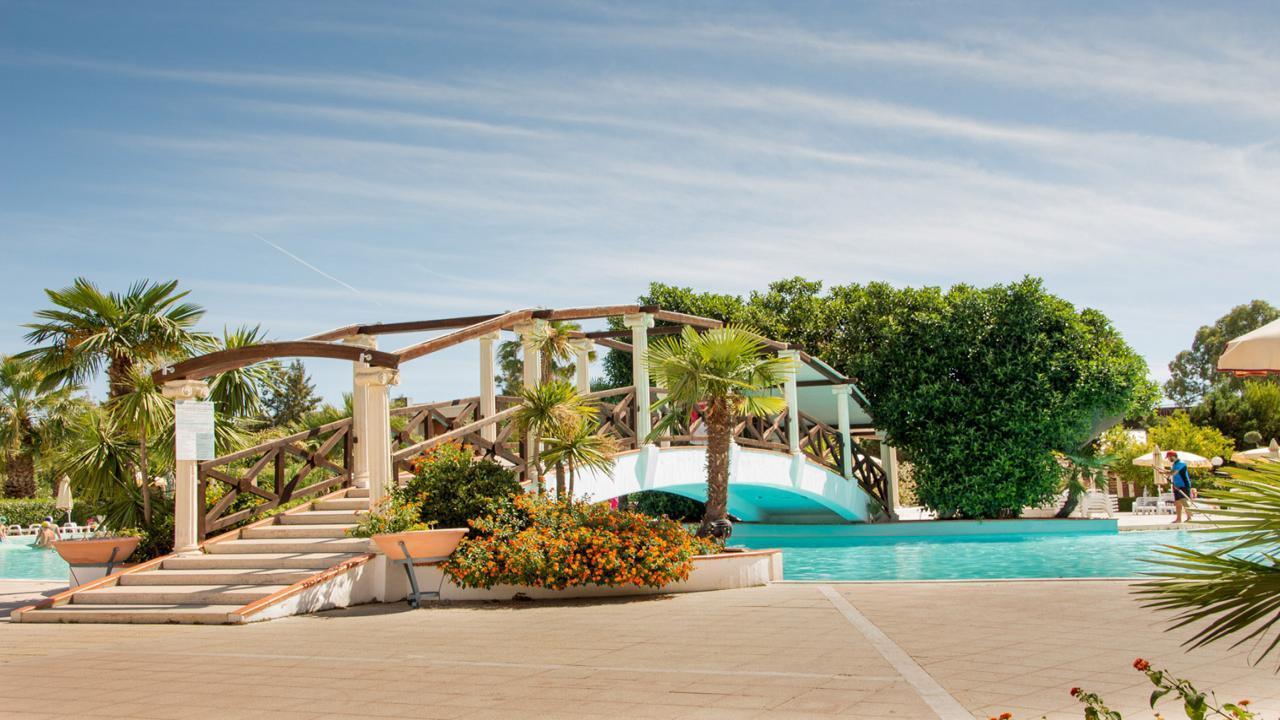 Akiris Resort Premium #4