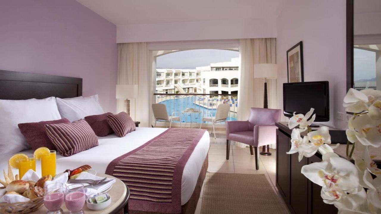 Jaz Sharks Bay Superior 4* - All Inclusive Почивка в Шарм ел Шейх - ЕСЕН 2026 - полет от Варна - изглед 5 - Ekvator.bg Jaz Sharks Bay Superior 4* - All Inclusive Почивка в Шарм ел Шейх - ЕСЕН 2026 - полет от Варна - изглед 5