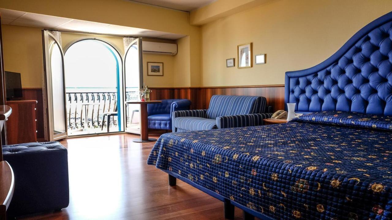 Hotel Nike Giardini Naxos 3* - Почивка в Таормина, Сицилия - чартър от Варна - изглед 4