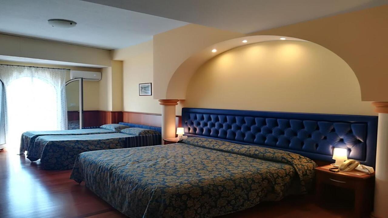 Hotel Nike Giardini Naxos 3* - Почивка в Таормина, Сицилия - чартър от Варна - изглед 5