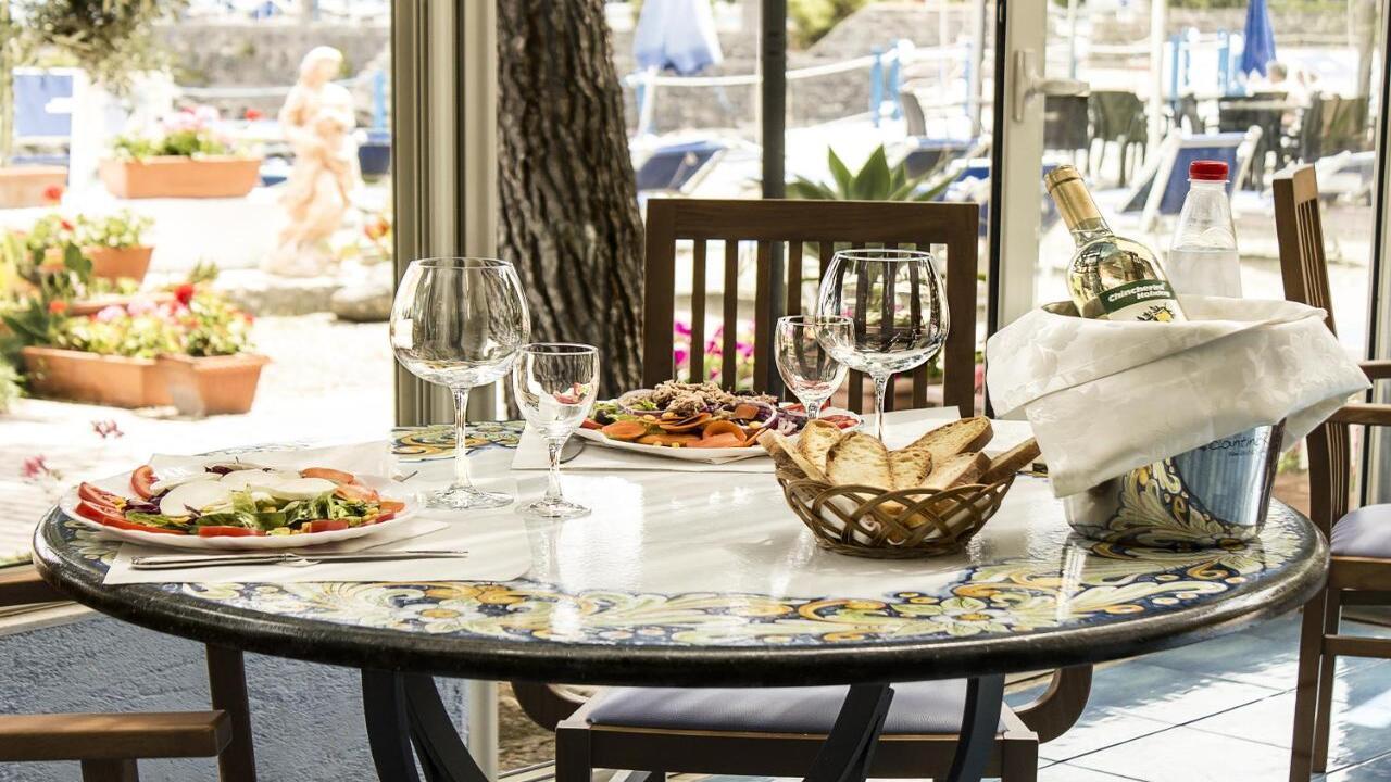 Hotel Nike Giardini Naxos 3* - Почивка в Таормина, Сицилия - чартър от Варна - изглед 7