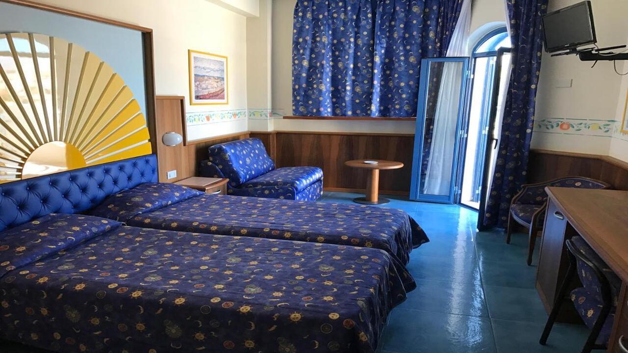 Sporting Baia Hotel - снимка 3