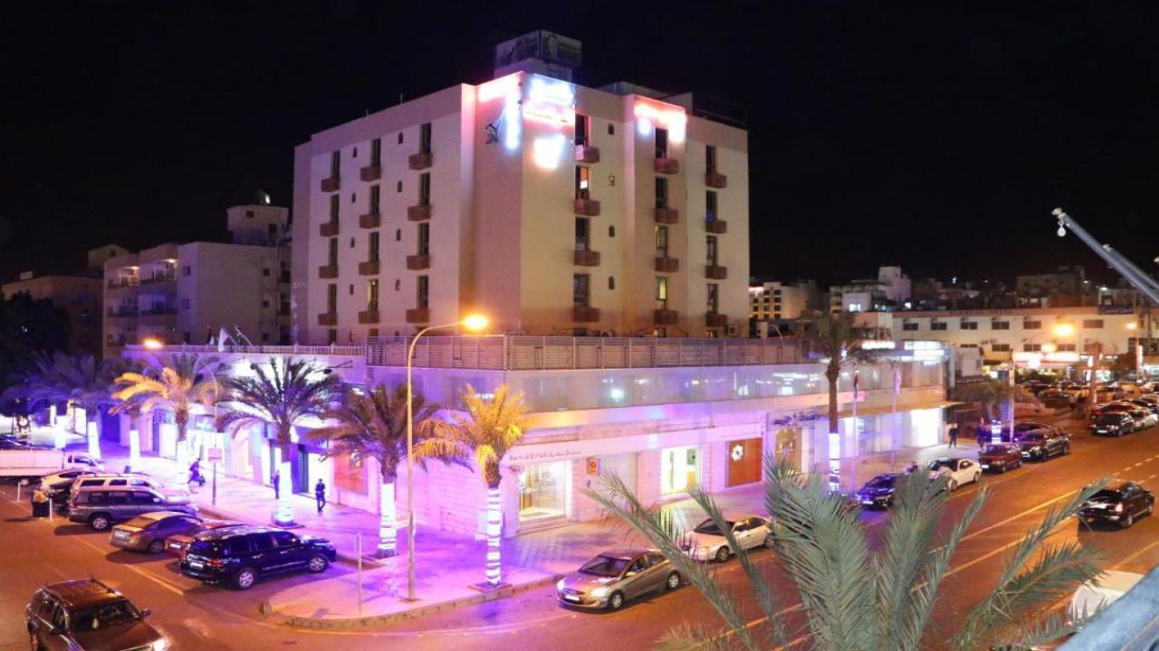 Al Raad Hotel 3* - изглед 1 - Mistralbg.com Al Raad Hotel 3* - изглед 1