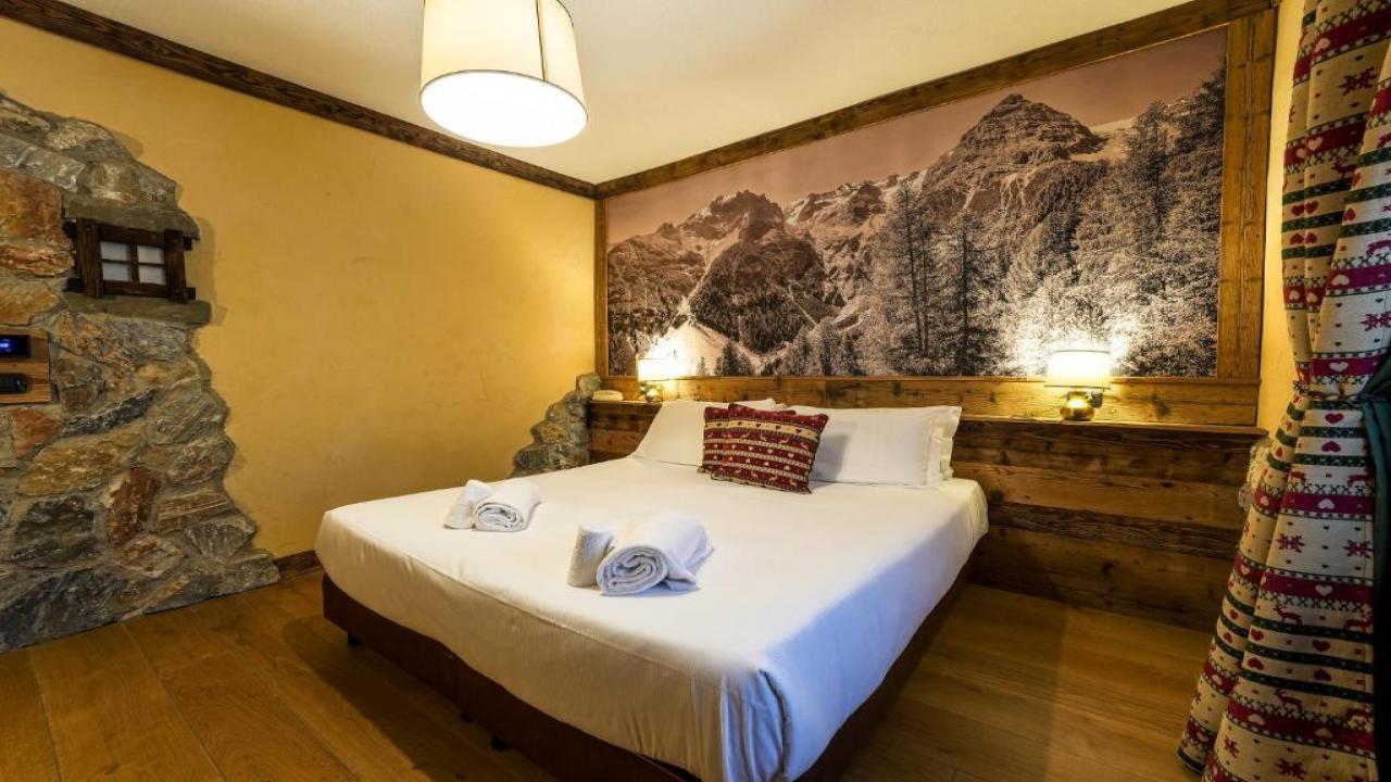 Hotel Jumeaux #11 Hotel Jumeaux #11