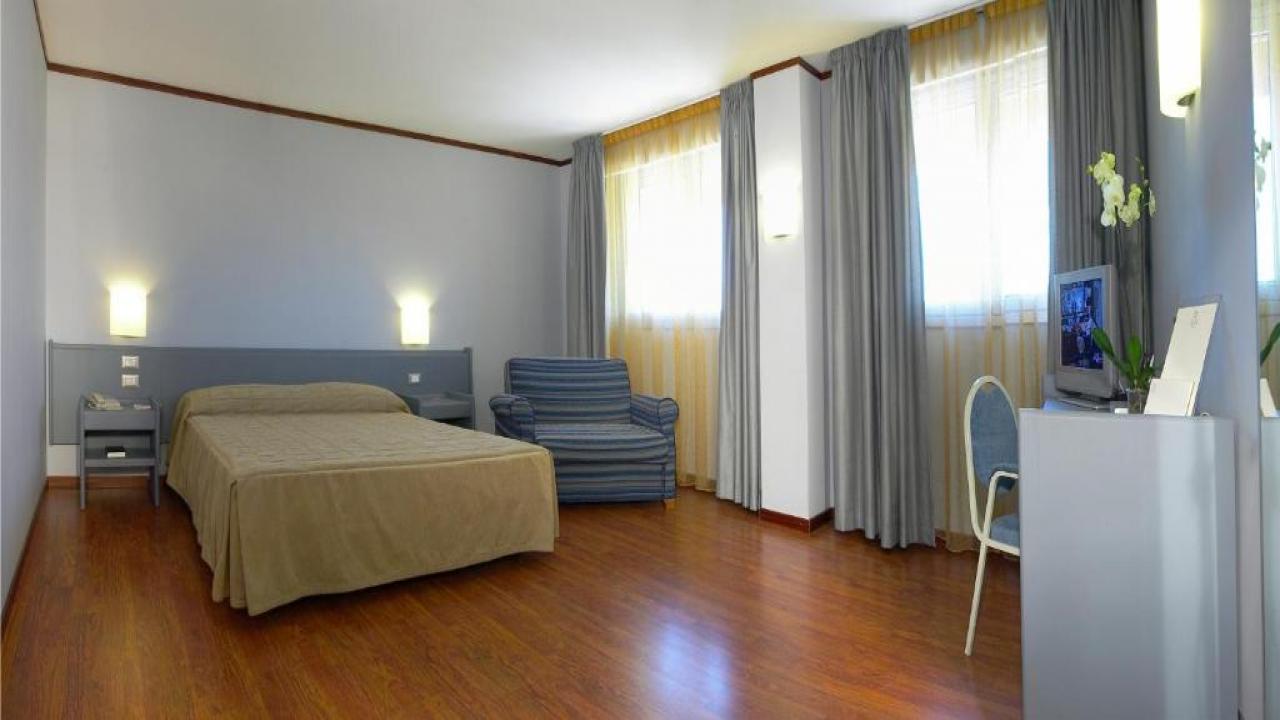 Astoria Palace Hotel #15