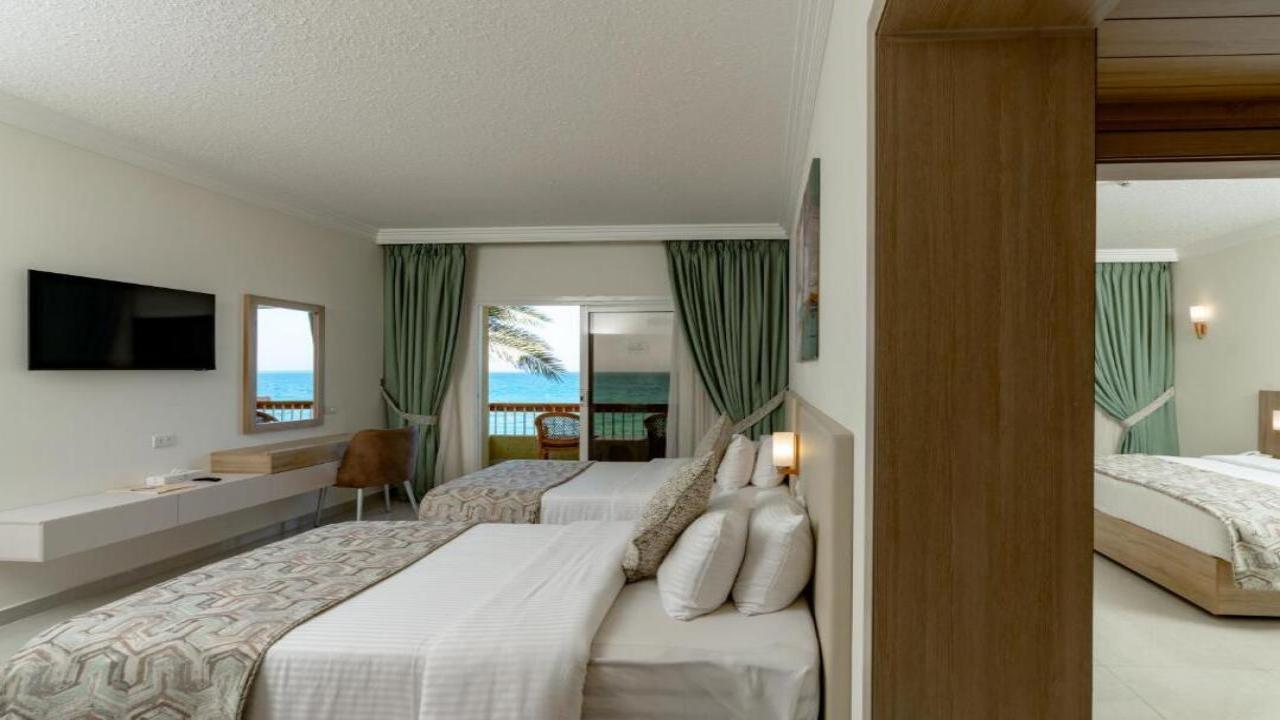 Palm Beach Resort Standard #11