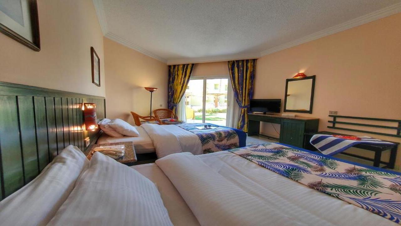 Palm Beach Resort Standard #8