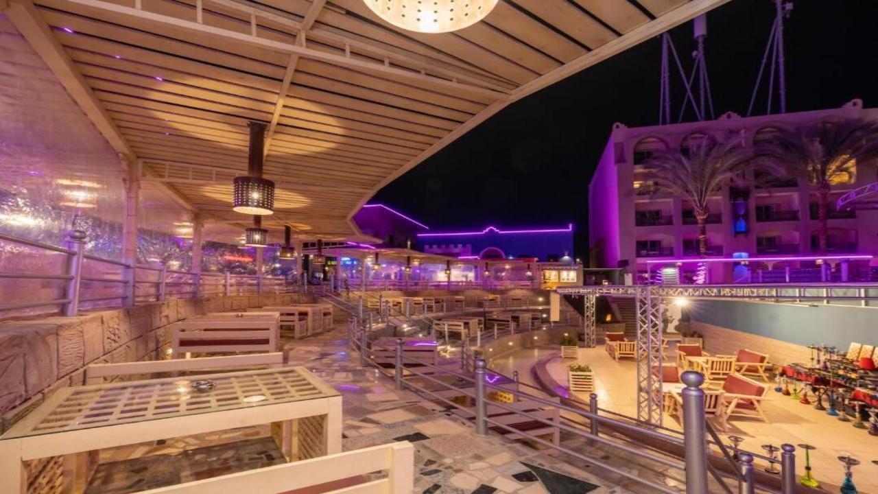 El Karma Aqua Beach Resort Standard #11