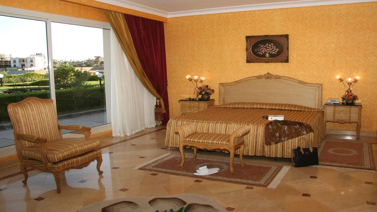 Sea Star Beau Rivage Hotel - снимка 5