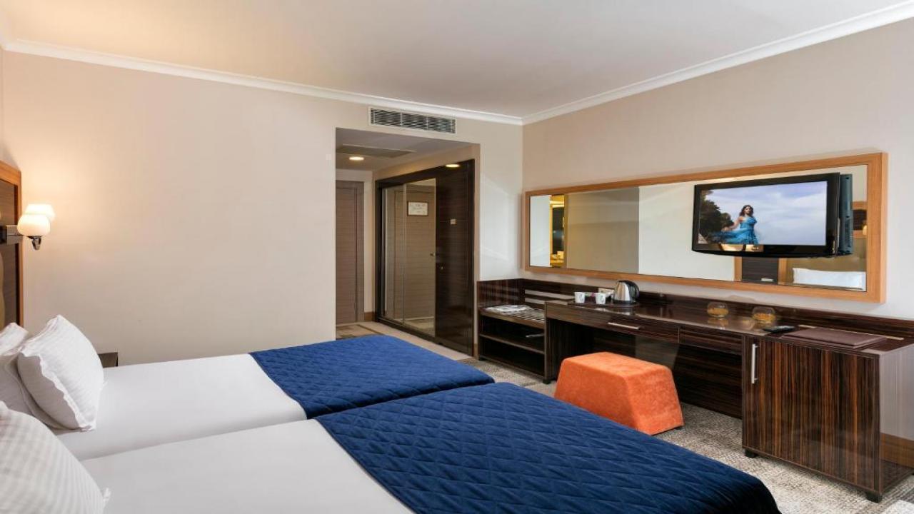 Pine Beach Belek Lux 5* - изглед 12 - Ekvator.bg