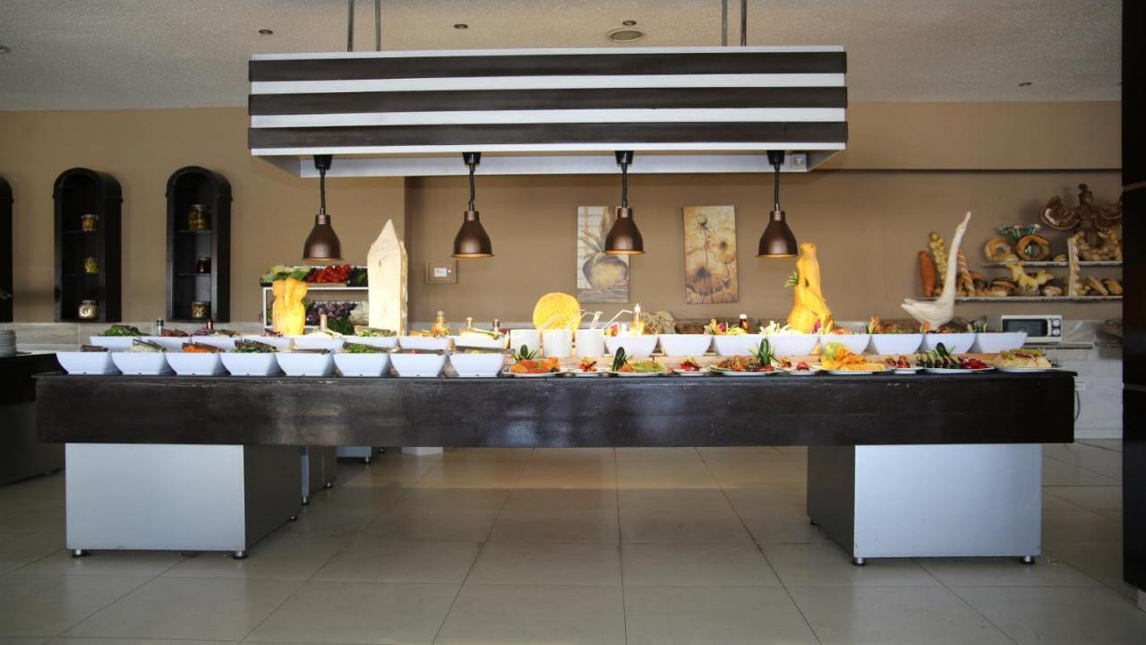 El Karma Aqua Beach Resort Standard #8