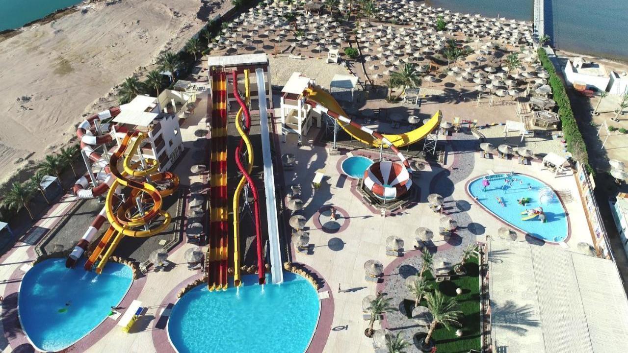 El Karma Aqua Beach Resort Standard #3