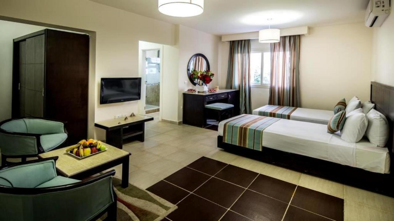 El Karma Aqua Beach Resort Standard #6