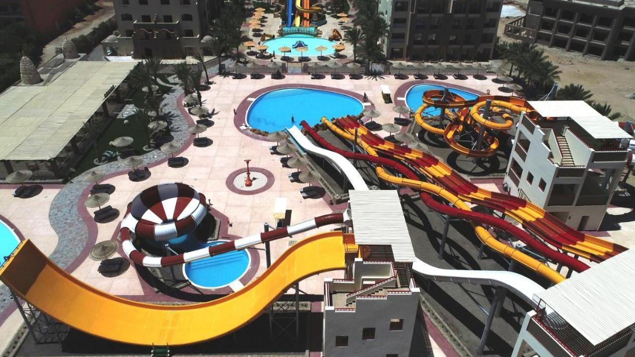 El Karma Aqua Beach Resort Standard #7