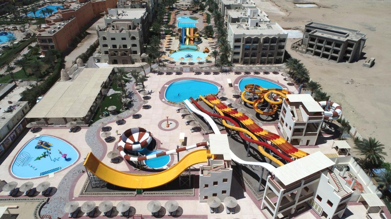 El Karma Aqua Beach Resort Standard #4