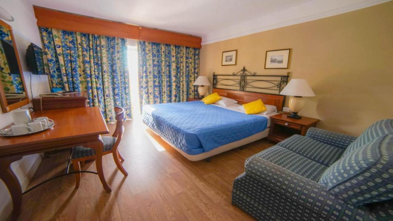 Topaz Hotel 3* - изглед 3 - Ekvator.bg