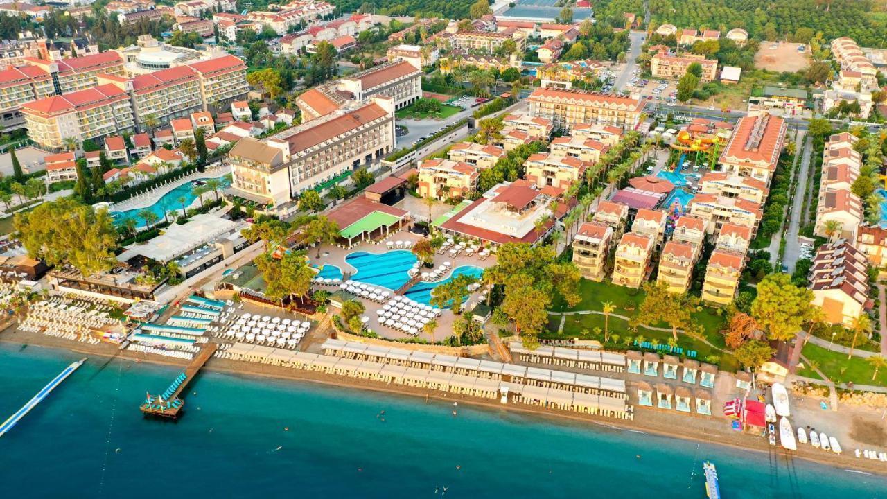 Crystal Aura Beach Resort Premium #3