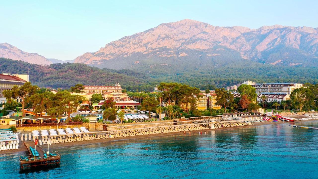 Crystal Aura Beach Resort Premium #2