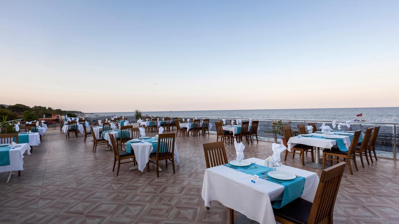 Perre La Mer Hotel Superior - снимка 1 Perre La Mer Hotel Superior - снимка 1