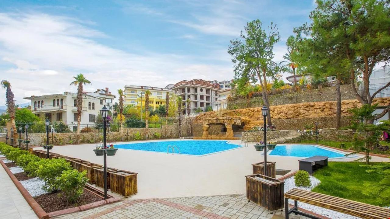 Green Life Hotel #8