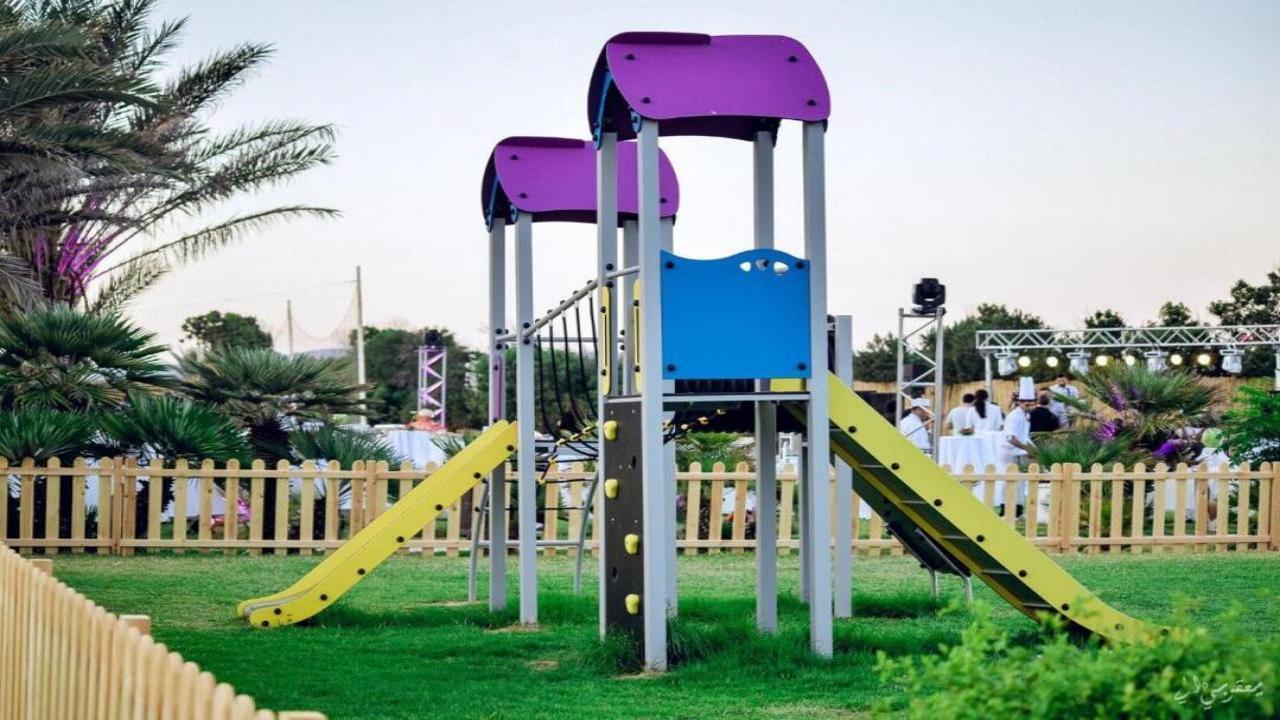 SIMBA CLUB - Golden Tulip Taj Sultan Premium #15