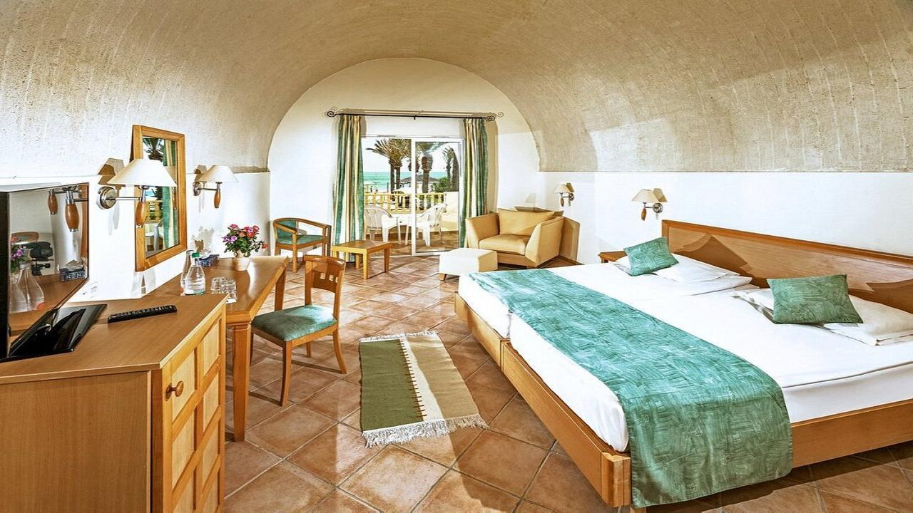 Delphino Beach Premium 4* #8