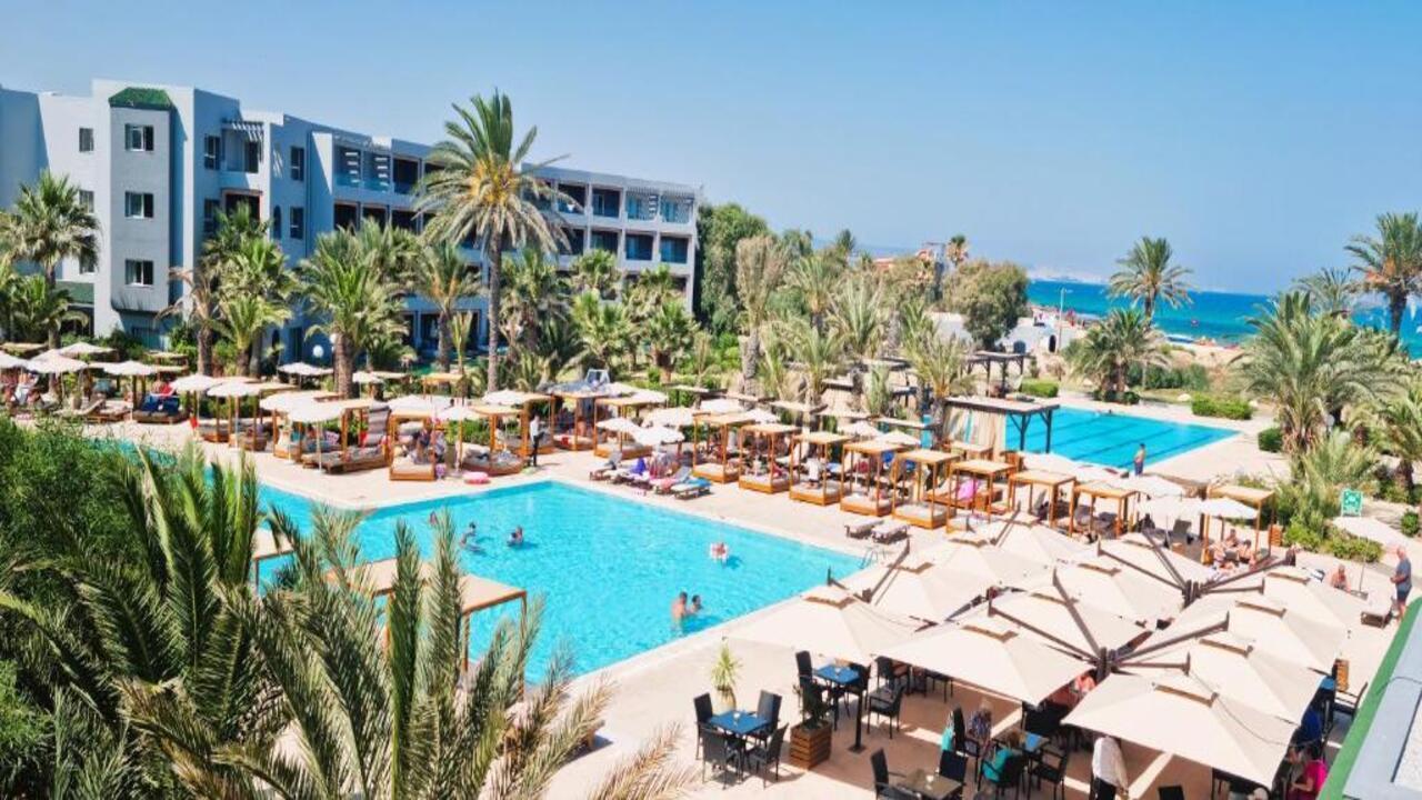 SIMBA CLUB - Sentido Vincci Marillia Lux