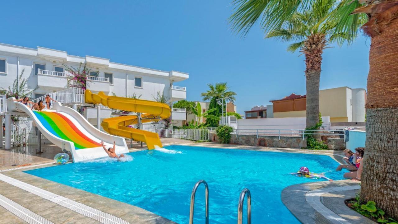 Bendis Beach Hotel #4