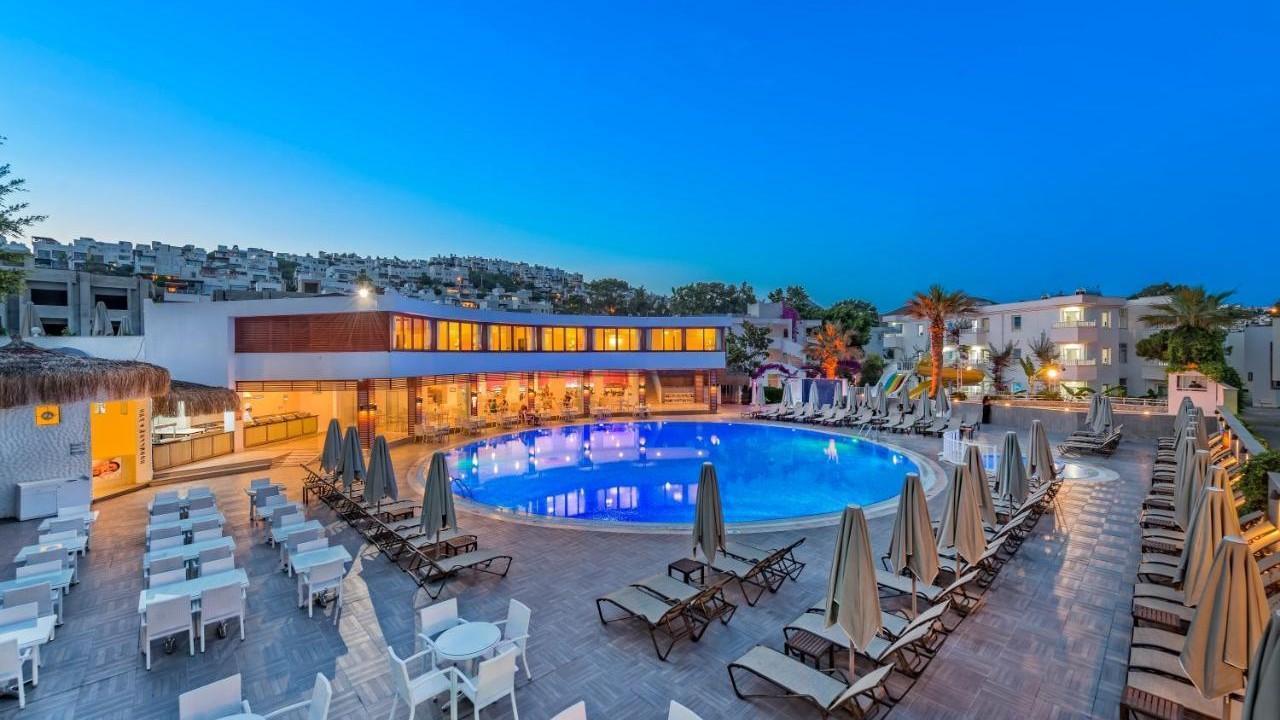Bendis Beach Hotel #5