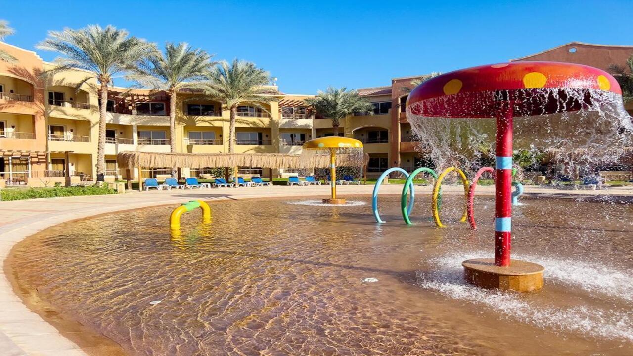 Regency Plaza Aquapark Resort 5* - изглед 20 - azurtour.bg