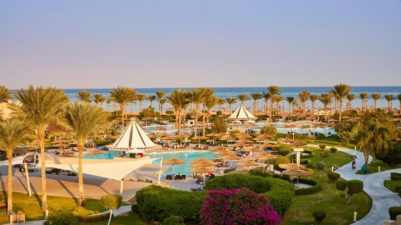 Coral Sea Water World Resort #16