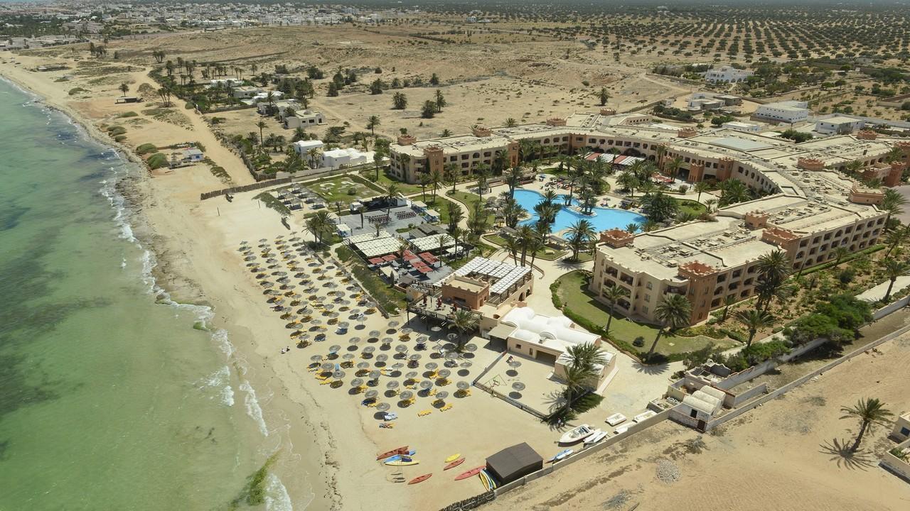 SIMBA CLUB - Vincci Safira Palms Superior 4* - изглед 1