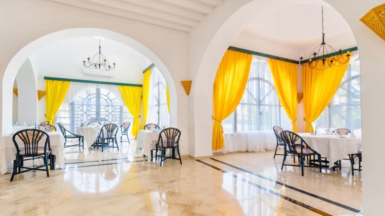 Royal Garden Palace Superior 5* - изглед 6 - azurtour.bg