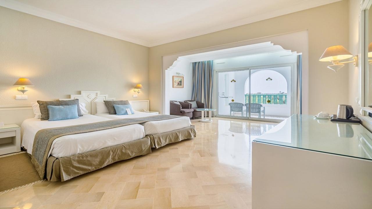 Royal Garden Palace Superior 5* - изглед 9 - azurtour.bg