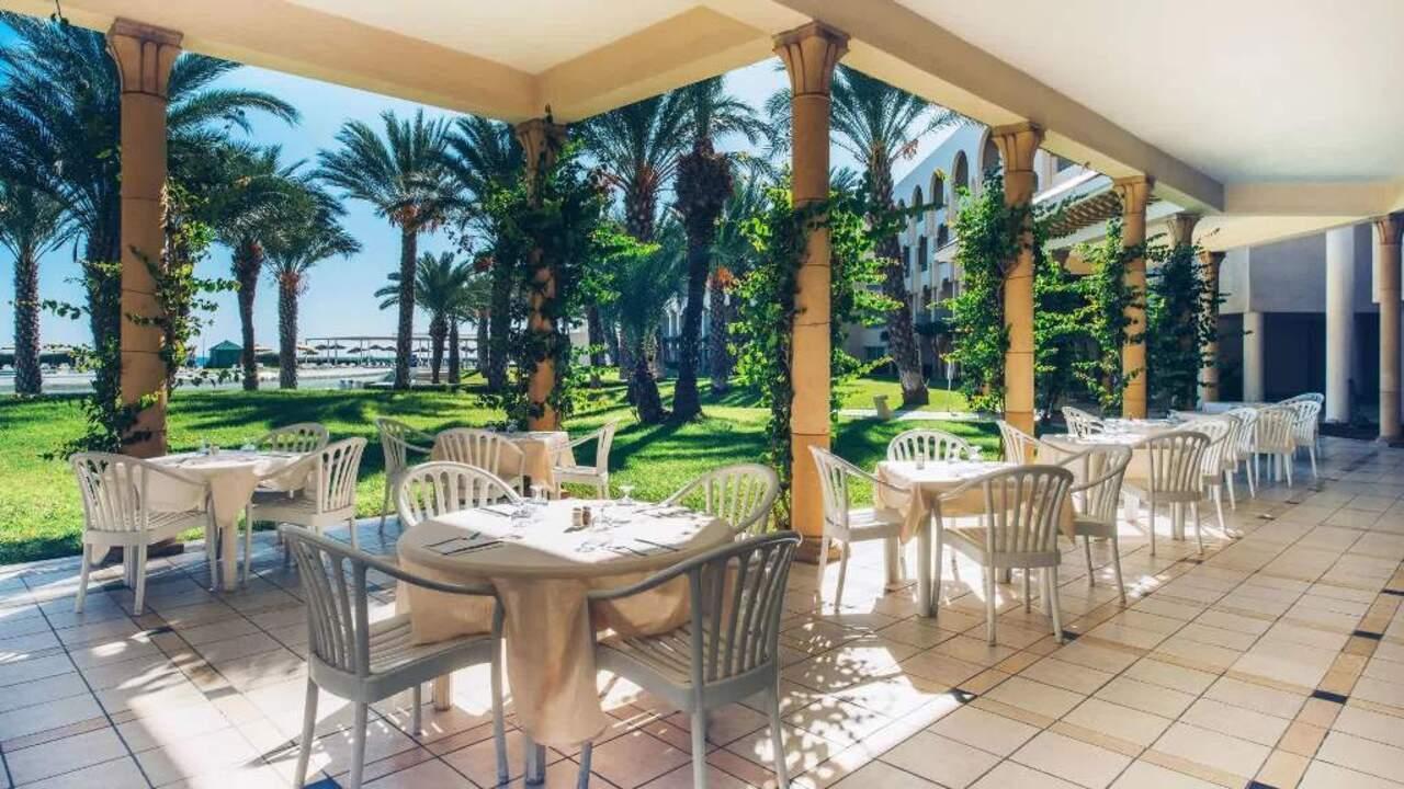 Iberostar Averroes Hotel 4* - Плаж и вълнуващи екскурзии - 8 дни ALL INCLUSIVE в Тунис, Енфида  - Четвъртък - полет от Варна 2027 - изглед 3