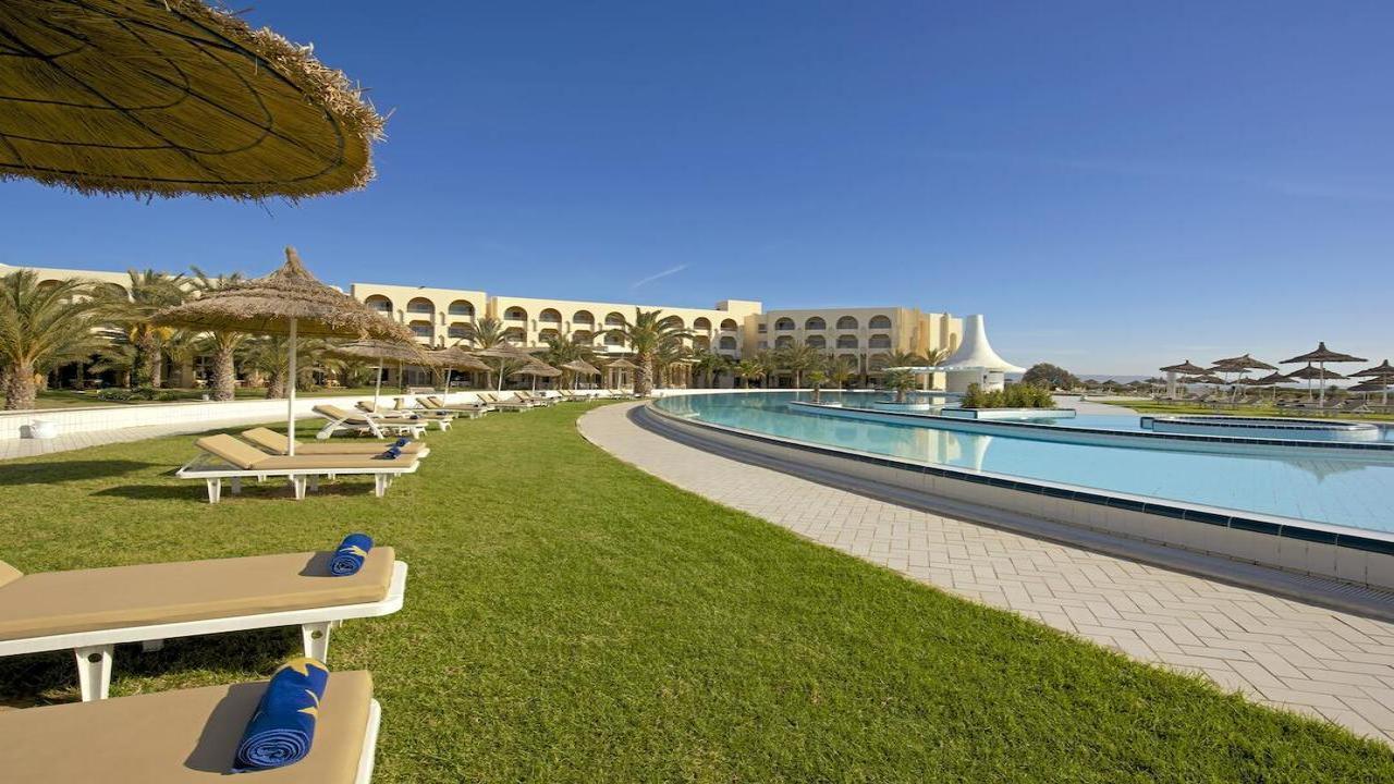 Iberostar Averroes Hotel  4*