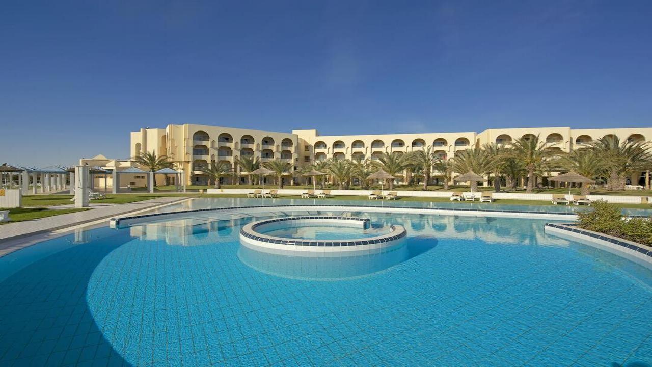Iberostar Averroes Hotel 4* - Плаж и вълнуващи екскурзии - 8 дни ALL INCLUSIVE в Тунис, Енфида  - Четвъртък - полет от Варна 2027 - изглед 2